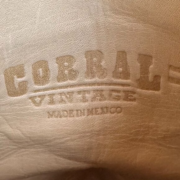 Ladies Size 8.5 Corral Vintage Boots - Picture 9 of 16